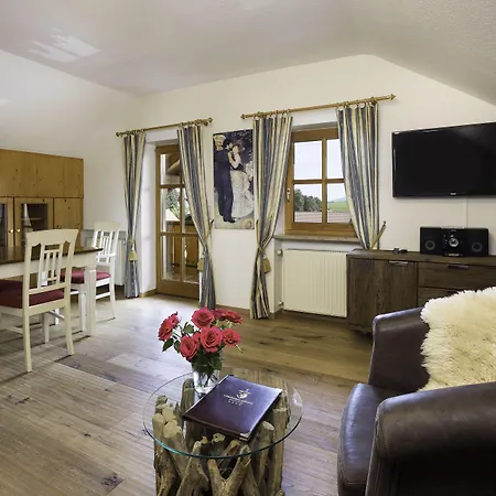 Hotel Koessel 4*